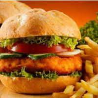 蒂利斯汉堡加盟