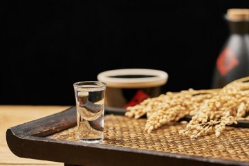 壹斤伴北京二锅头