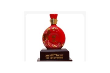 四川泸州老字号窖酒厂