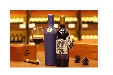 湖北七彩鹏远酒业有限公司